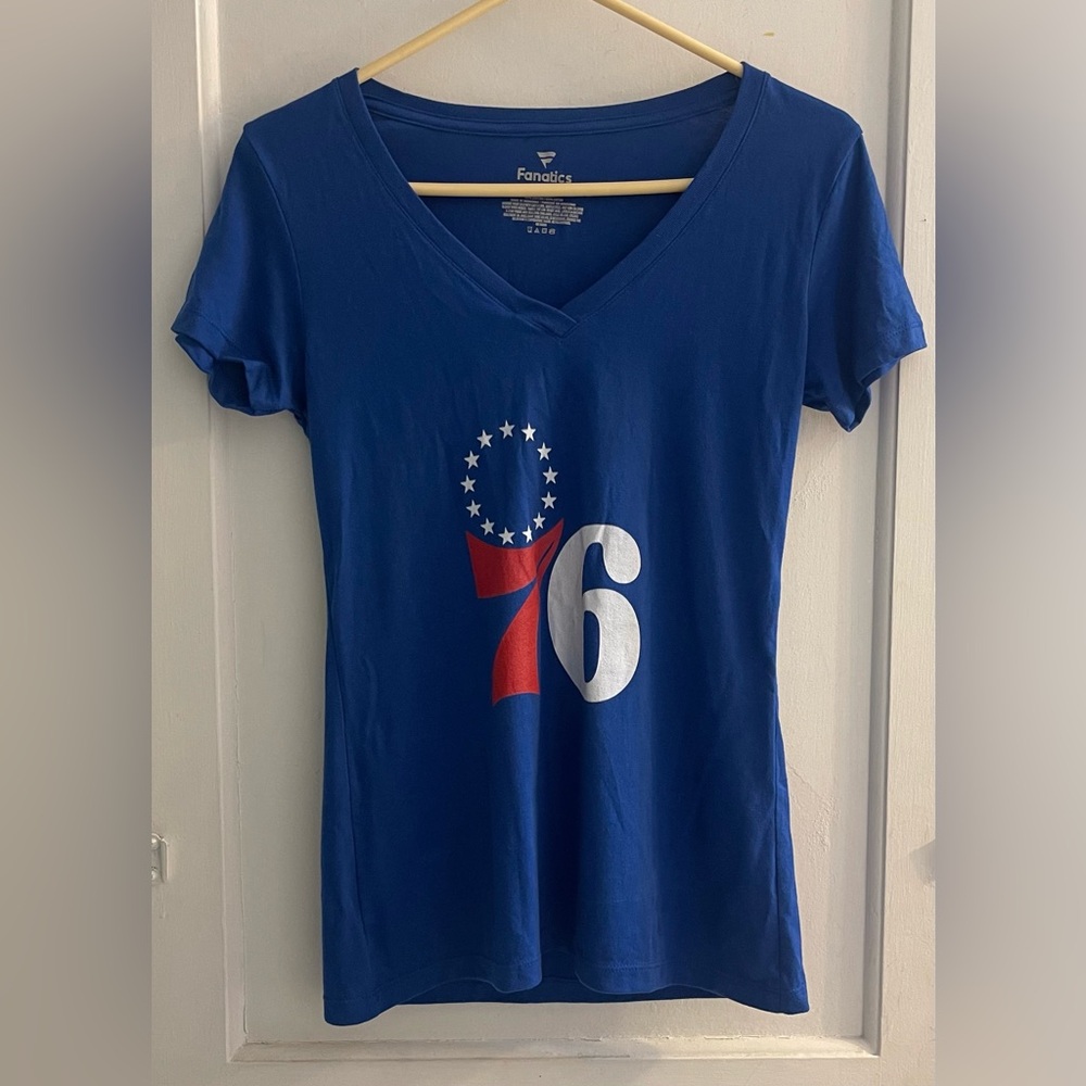 Fanatics Philadelphia 76ers Women's Player Name & Number T-Shirt -Harden-M (NWT)